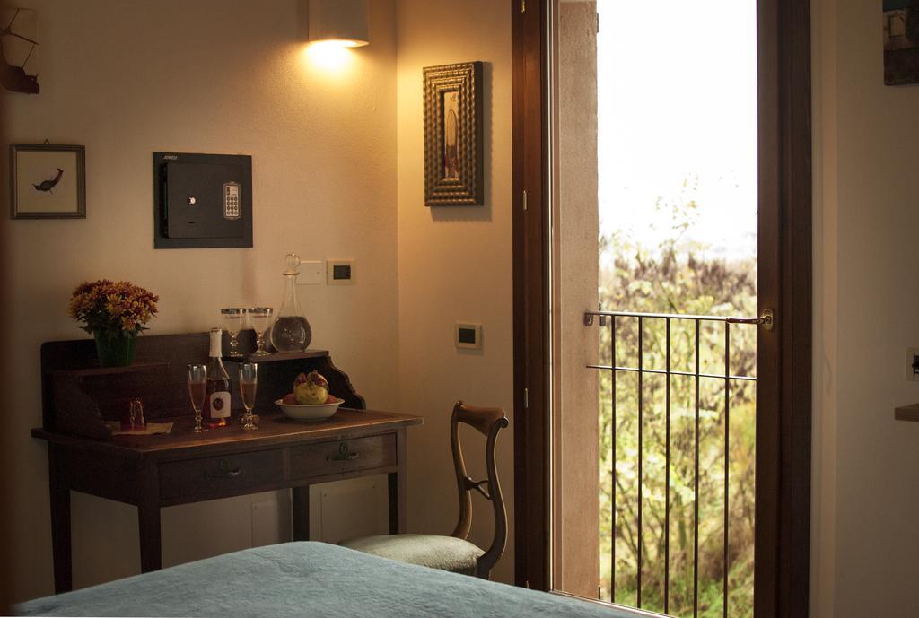 Villa La Lepre Bianca Cento  Exterior foto
